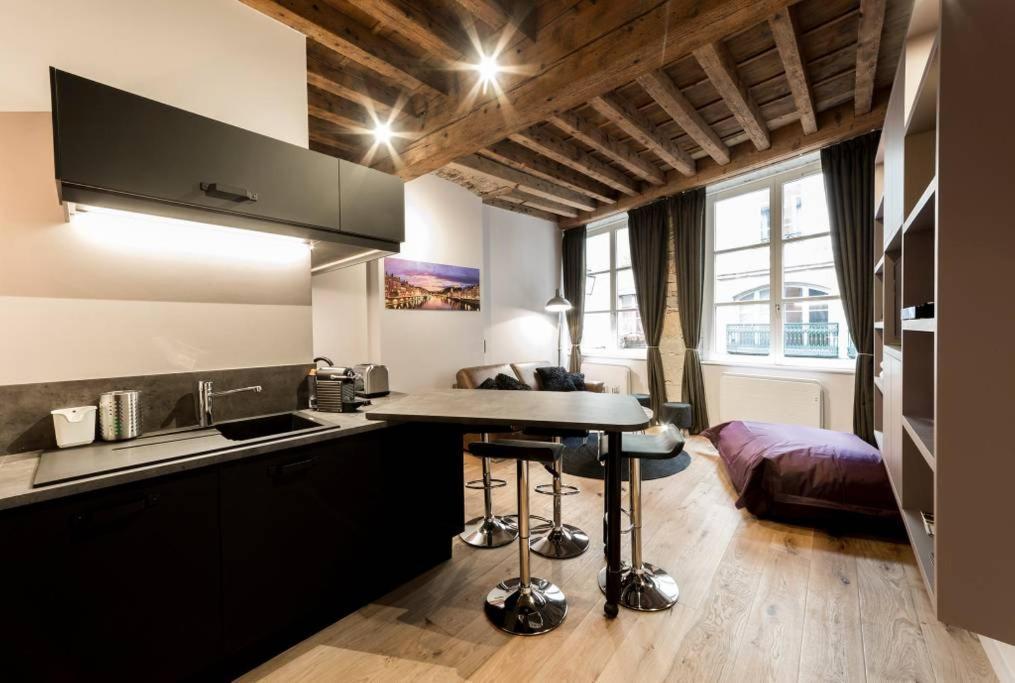 Apartamento Beau Bijou Au Coeur Du Vieux Lyon Ail Exterior foto
